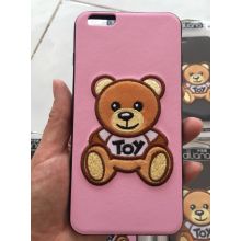 Ốp lưng iphone da có thêu gấu
